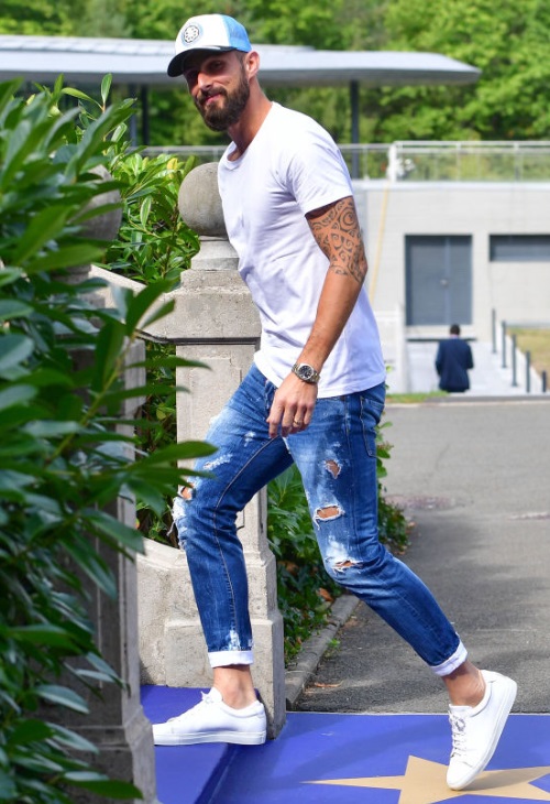 エムバペもカンテもいるぞ！フランス代表の最新私服ファッションを見る｜写真21