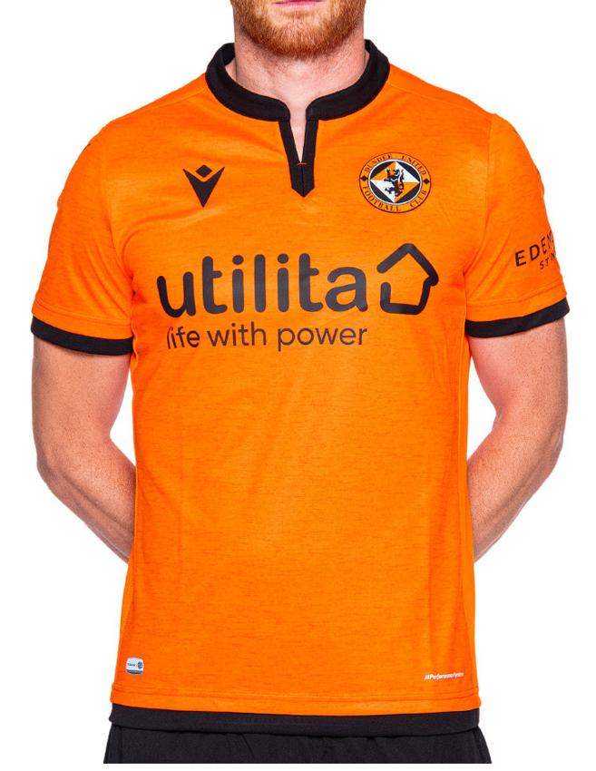 ハロウィンなので！「カボチャっぽいオレンジ色のユニフォーム」10選｜写真2