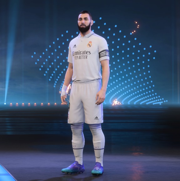 レヴァンドフスキvsベンゼマ、FIFA23での「能力比較」がこちら｜写真4