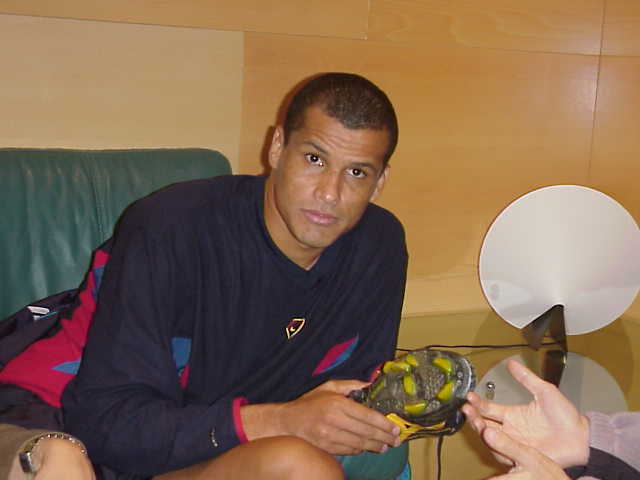 日本人技術者がリヴァウドとともに掴んだ世界一！ミズノ『ウエーブカップ』開発秘話｜写真7