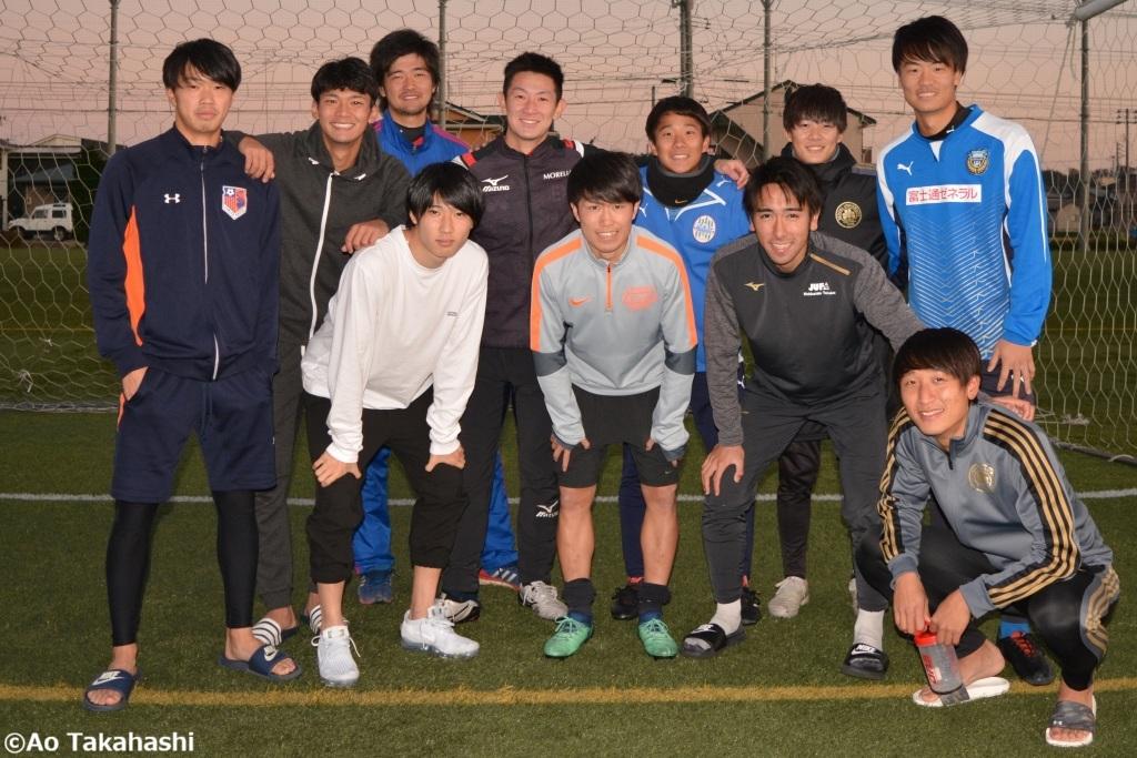 J1ファジアーノ岡山MF嵯峨理久「先輩だろうが勝たないといけない」、浦和レッズMF松尾佑介との初の真剣勝負の行く末｜写真6