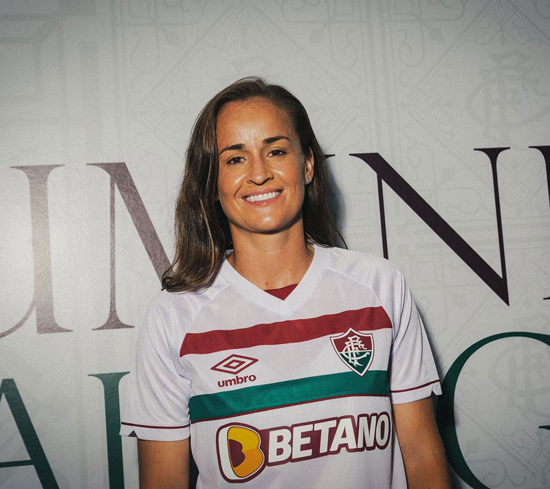 名門フルミネンセ、2023-24新ユニ発表！UMBROの「レトロなセンス」光る一着｜写真4