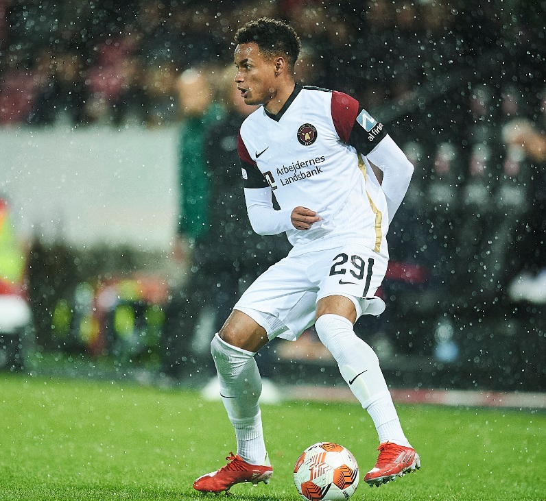 今シーズン、最もかっこいい「NIKEユニフォーム」ベスト10｜写真10