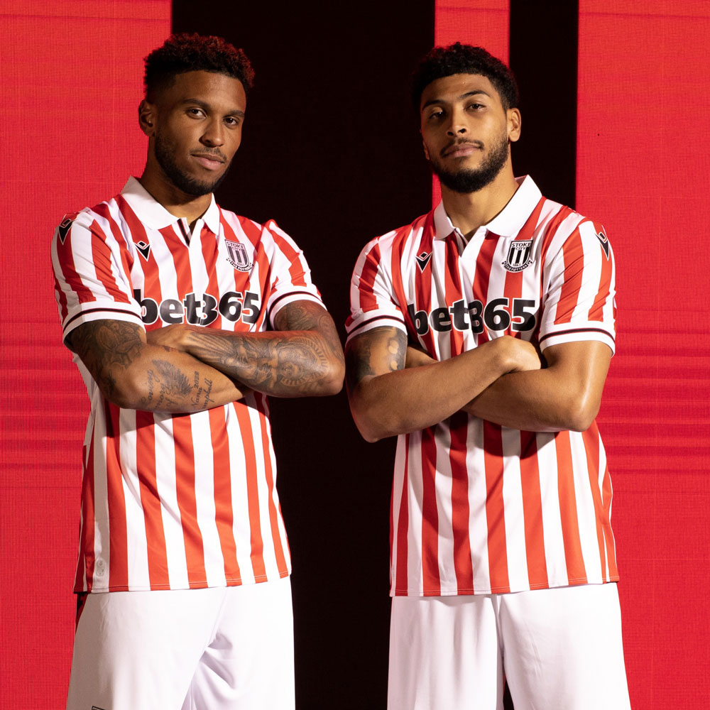 海外はこんな感じ！J2長崎の新サプライヤーMACRON「今季最高のユニフォーム」8選｜写真6