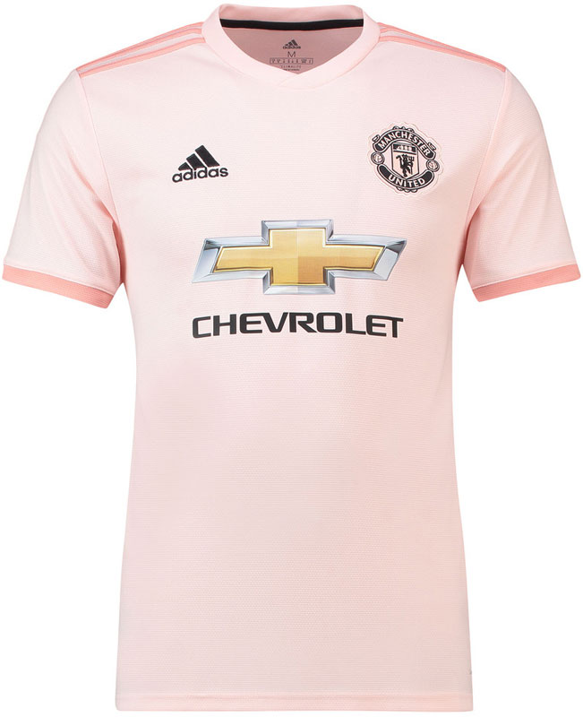 春を感じる桜色！「ピンクのユニフォーム」10選｜写真5