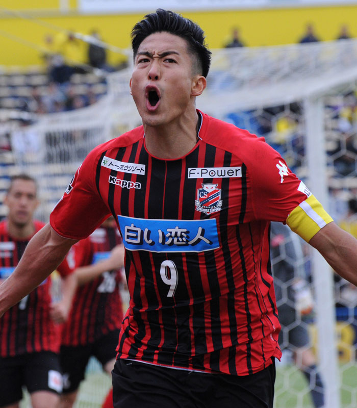 バレンタインに！甘そうな「菓子スポンサー」ユニフォームを選んでみた｜写真6