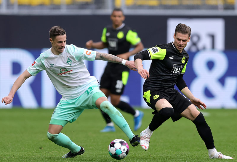 まるで90年代！ドルトムント、「黄金時代を彷彿」の限定ユニフォームを発表｜写真5