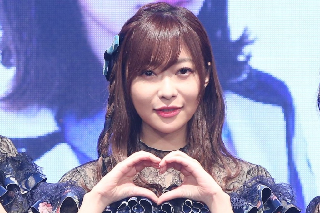 かわいすぎる！Jリーグクラブを応援する女性著名人5選｜写真2