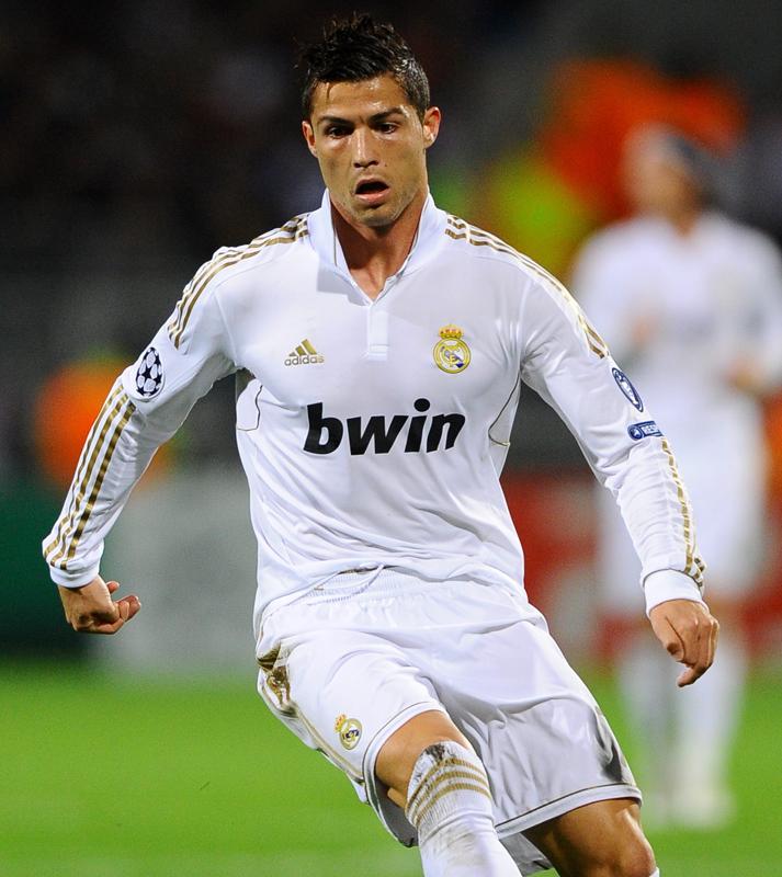 やっぱり冬に見たい！最高にかっこいい「長袖ユニフォーム」10選｜写真4