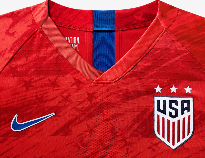 アメリカ女子代表、W杯に向けた「99ersを讃える」新ユニフォーム登場！｜写真5