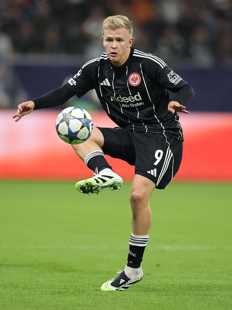 堂安律は何位？フランクフルトで「最も高額な給与を受け取っている5名」｜写真4