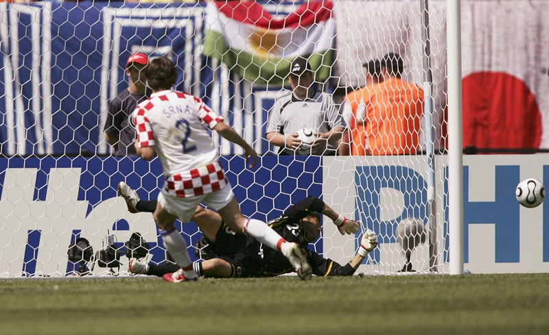 川口能活に、引退した今だから聞けた「ライバル楢崎正剛」と「悔いが残る試合」｜写真6