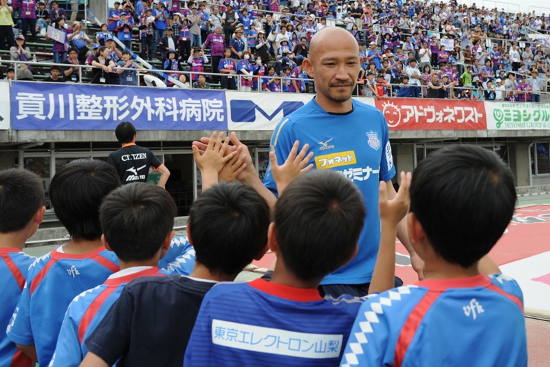 海外からキャリアを開始！Jリーグで活躍した「逆輸入選手」10人｜写真7