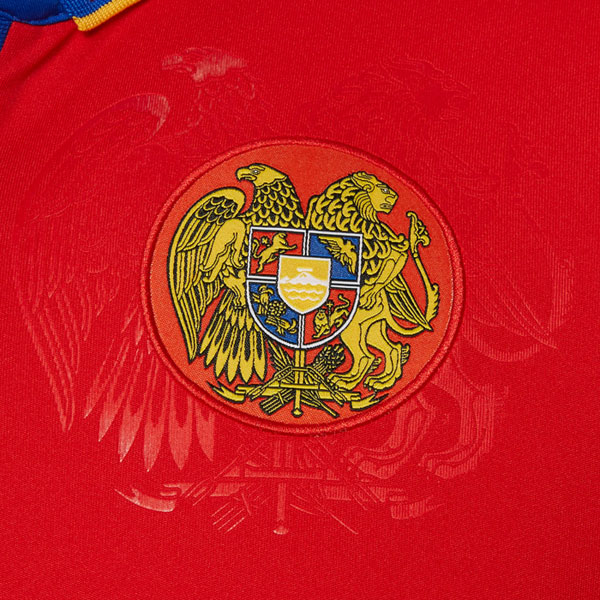 欧州の小国だらけ！「UEFAが支援する8か国」のユニフォームを一気に見る｜写真12