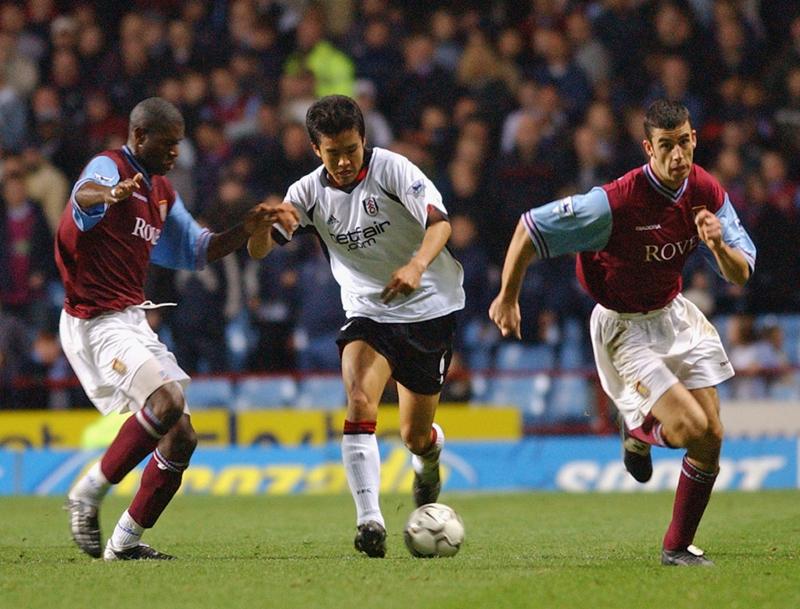 稲本潤一、欧州“真の原点”！フラム「2002-03ホーム」ユニフォーム｜写真3