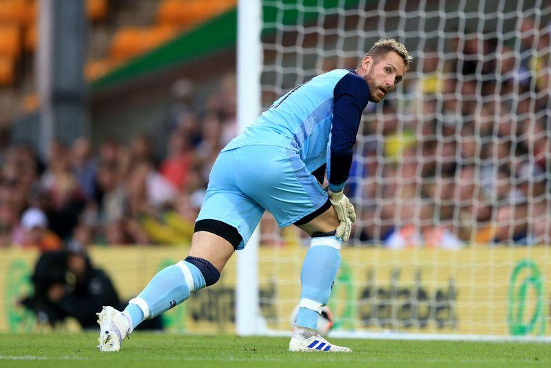 ウイイレ2020「フィジカル最強のGK」のTOP10｜写真21