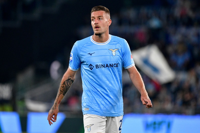 アーセナルが夏に獲得するかもしれない9人のMF｜写真8