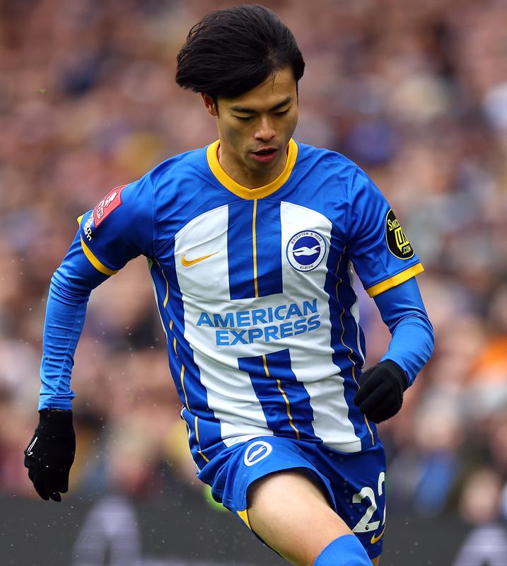 隠れ名作も！三笘所属ブライトン、「歴代最高のユニフォーム」9選｜写真9