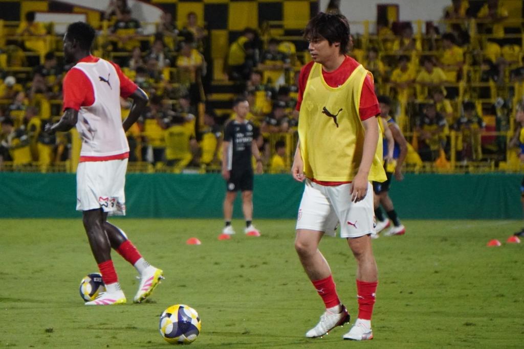 日本代表FW伊東純也、”古巣”柏レイソル戦取材のQoly編集部撮影写真を公開｜写真9