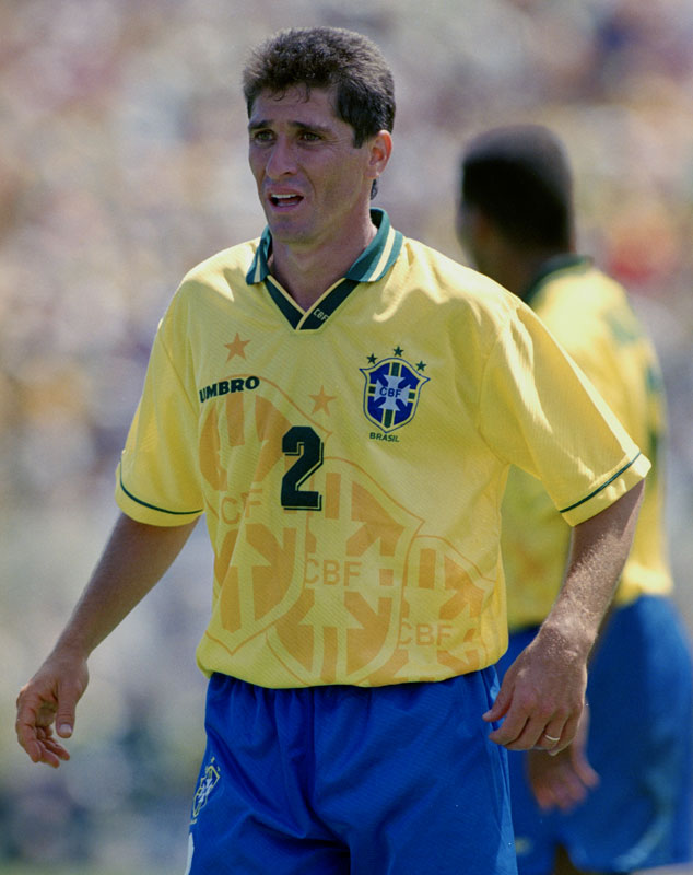 ブラジル代表、“首周り”に「違いを見せる」名作ユニフォーム7選｜写真6