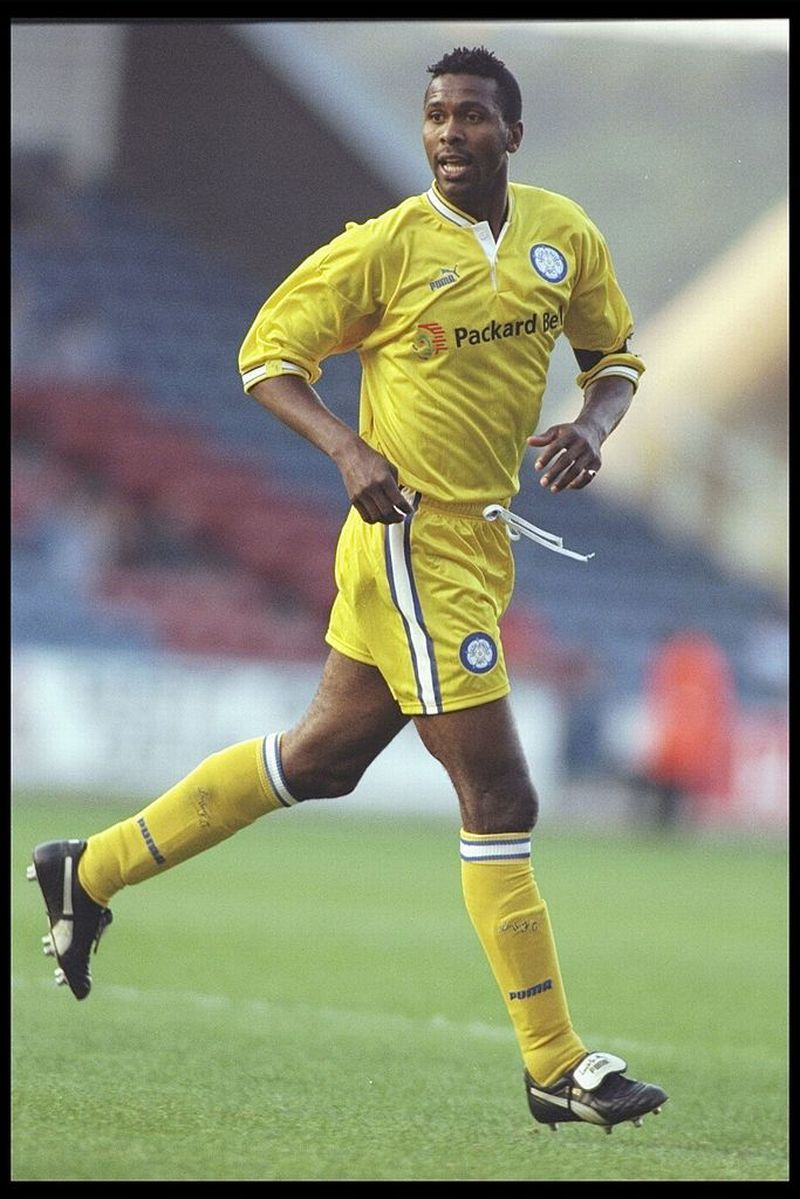 貧困、亡命、銃撃…「逆境を乗り越えて」サッカー選手になったスター10名｜写真6