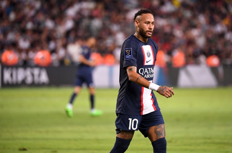 メッシも…2022年バロンドール候補から落選したベストイレブン｜写真10