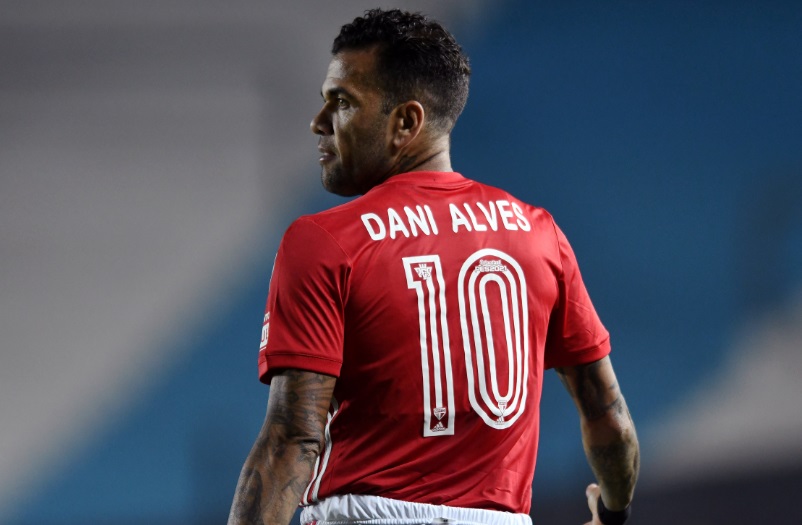 サッカー史上最も奇妙な「背番号10」だった8人｜写真2