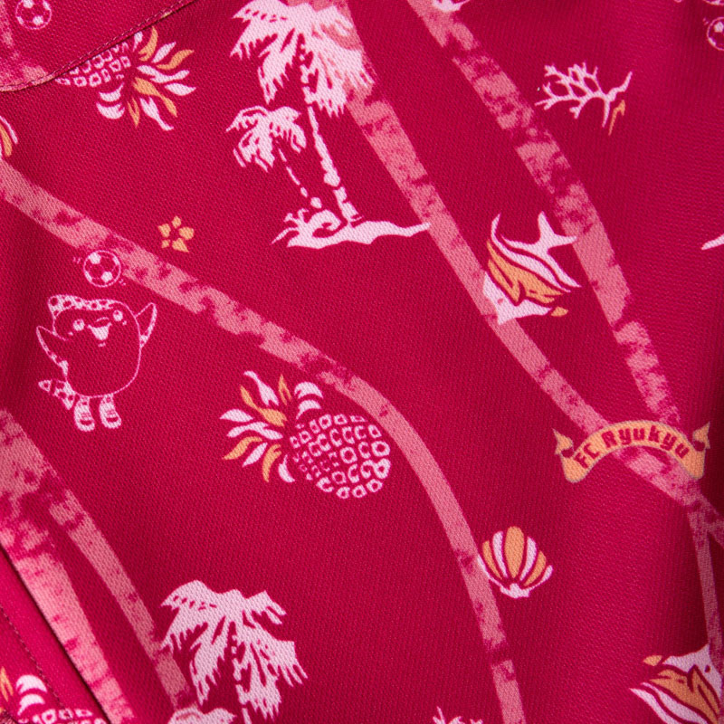 リゾート感はJ最強！FC琉球が発売した「公式スーツ」、南国沖縄“かりゆしデザイン”が最高すぎる｜写真7