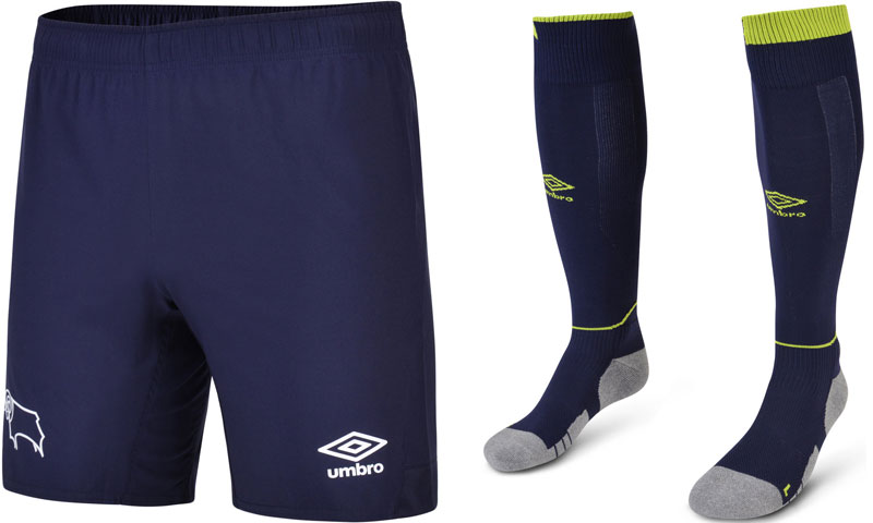 古豪ダービー・カウンティ、「強豪から大金星」の2018-19ユニフォーム！｜写真5