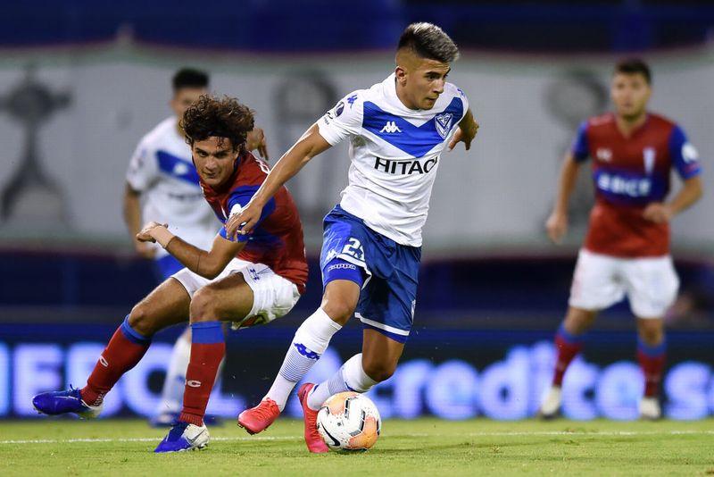 ウイイレ2021「ボディコントロール最強の攻撃的MF」TOP10｜写真3