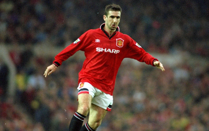 リヴァプールvsユナイテッド！最強かっこいい“赤”ユニフォーム10選｜写真6