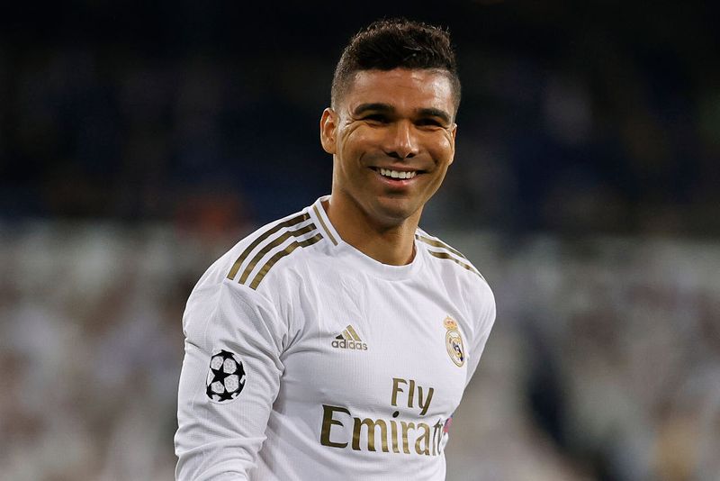 ウイイレ2020「ディフェンスセンス最強のDMF」はこの10人！｜写真11