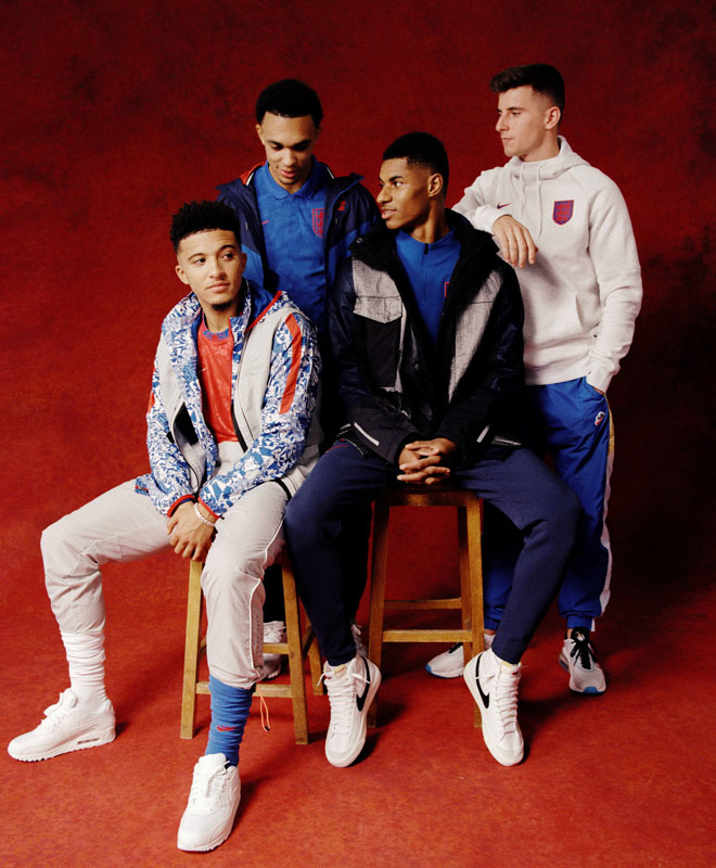 イングランド代表、EURO2020に向けた新ユニフォーム発表！「アウェイは青」｜写真9