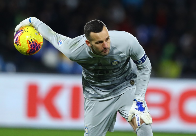 外には出ん！「自宅待機」させたら最強のGK5名｜写真5