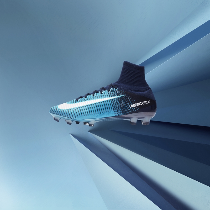 NIKEのスパイク、新作は「PLAY FIRE」「PLAY ICE」の2色展開！｜写真8