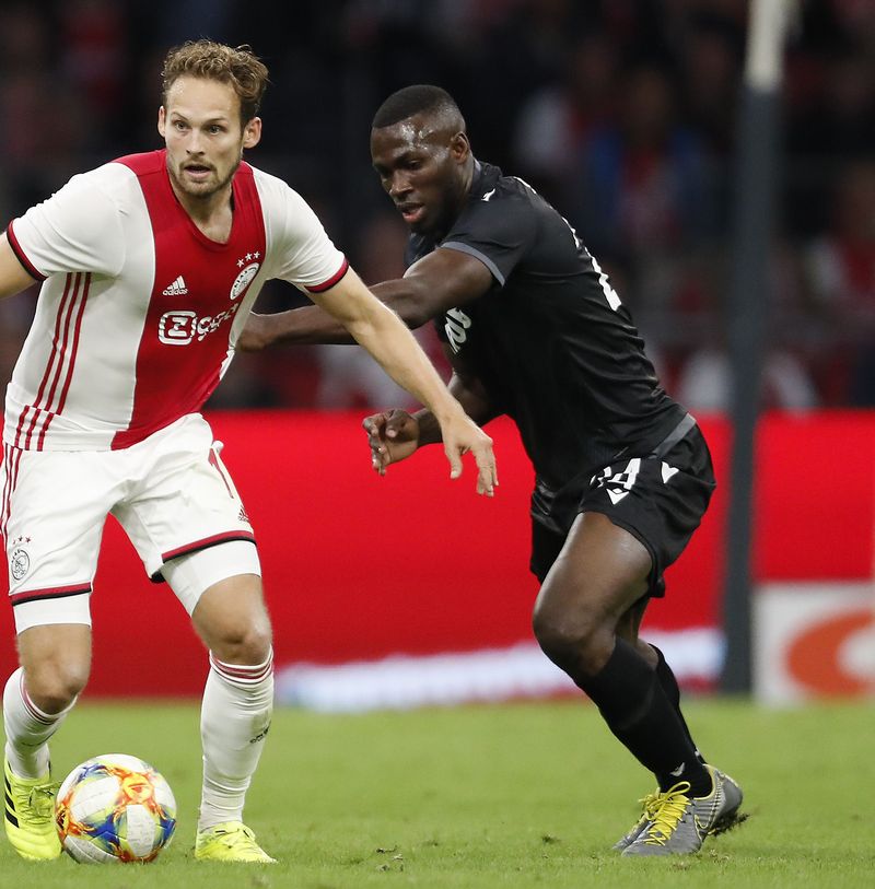 ウイイレ2020「フィジカル最強の守備的MF」ベスト10｜写真10