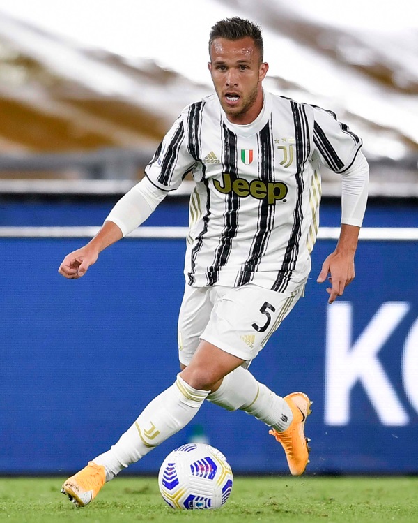 「今夏移籍した大物選手たちの新背番号まとめ」｜写真8