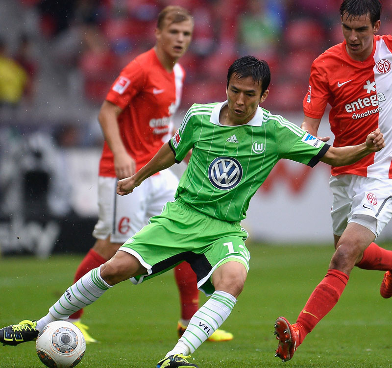 ブンデス12季目！長谷部誠「2008-18 全11シーズン」をユニフォーム姿で振り返る｜写真16