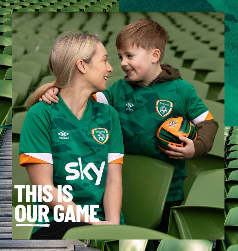 アイルランド代表、2022新ユニフォームを発表！デザインは「国の風景」｜写真4