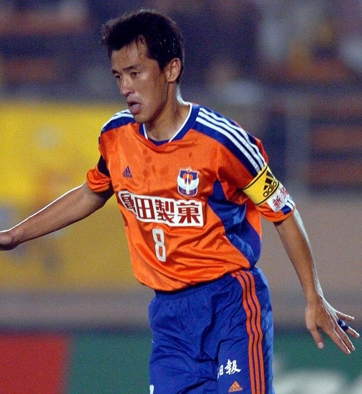 アルビレックス新潟、7つの「歴代最高ユニフォーム」はこれだ｜写真7