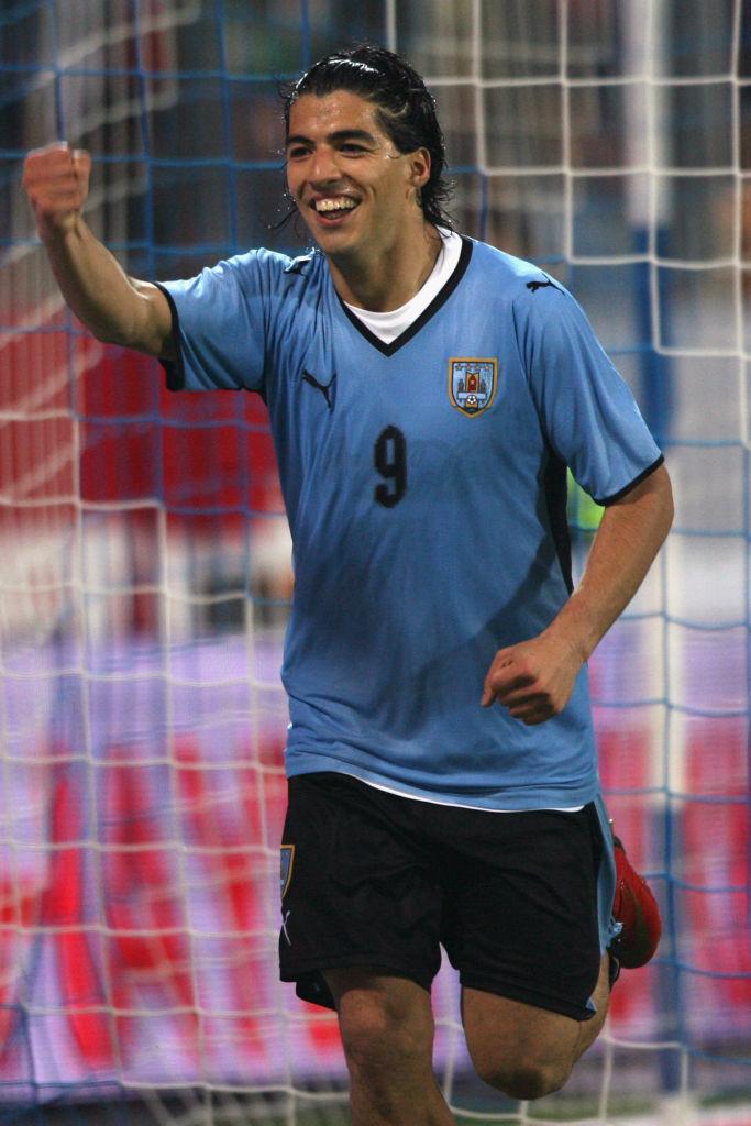 悪夢の「デビュー戦で退場」を経験した意外なスター10名｜写真9