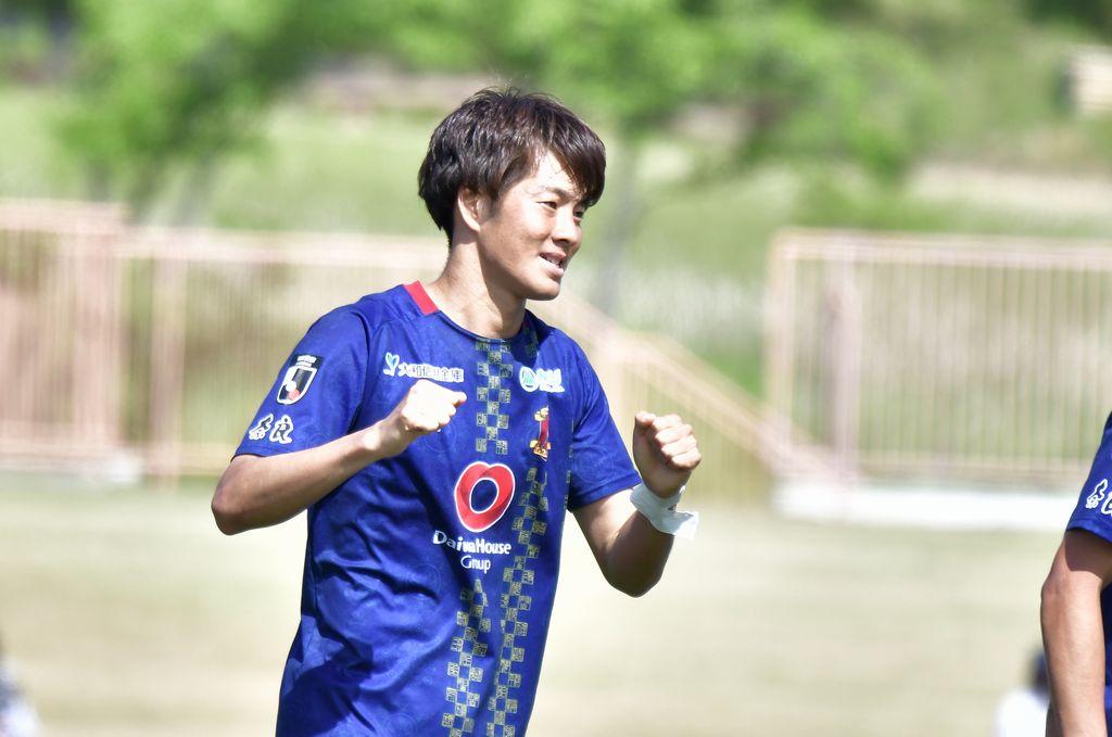 鹿島アントラーズとの「鹿ダービー」実現！奈良クラブのフリアン監督が“ポポヴィッチ監督とは友人”と告白｜写真3