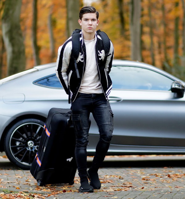  堂安の同僚もいるぞ！オランダの若手選手たちは、こんな私服を着てる｜写真7