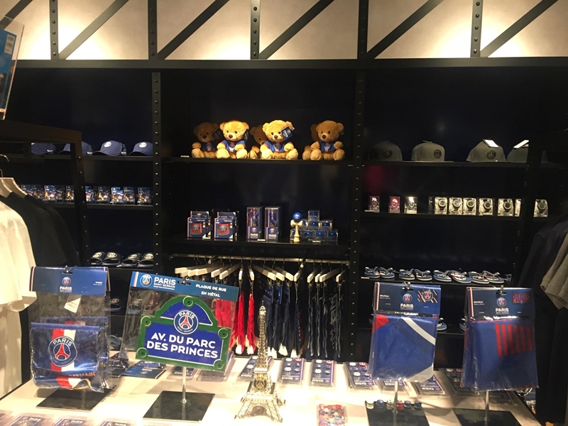 何故、パリ・サンジェルマンはオシャレなのか？東京のストアからひも解く｜写真7