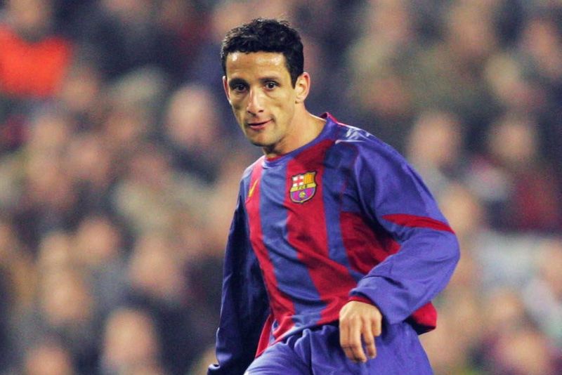 覚えてる？「メッシがバルサでデビューする直前の試合」スタメン11名｜写真2