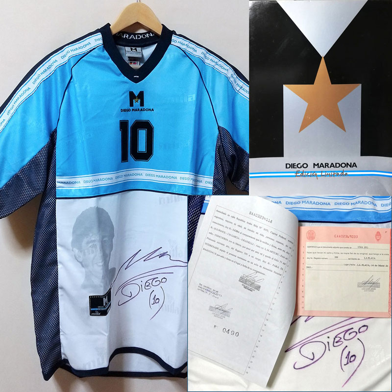 ディエゴ・マラドーナ、世界遺産級の「80年代ユニフォーム」5選｜写真6