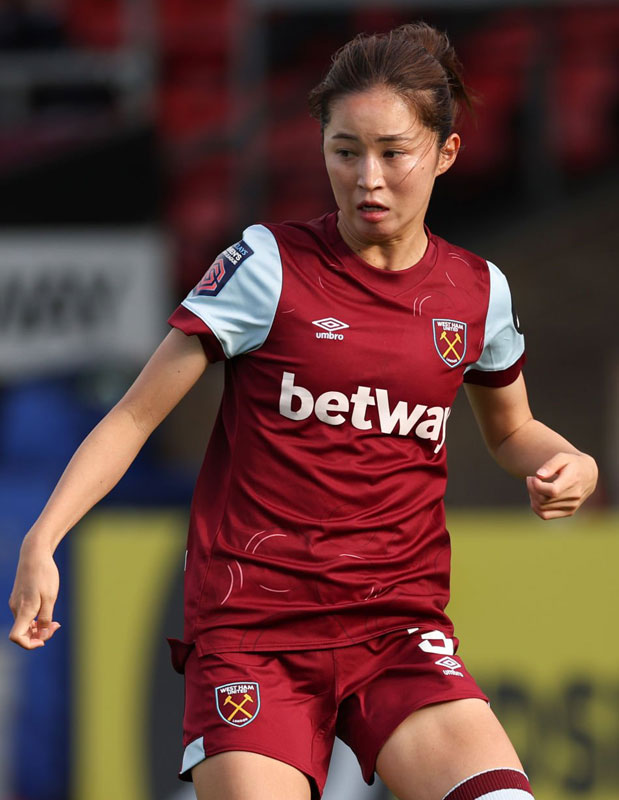 英女子リーグ開幕！なでしこジャパンW杯戦士「最新のユニフォーム姿」がこちら｜写真7