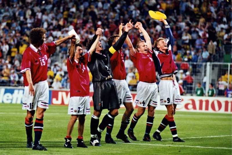 サウジ、すごい！W杯の歴史上「最強の番狂わせ試合」ベスト10｜写真16