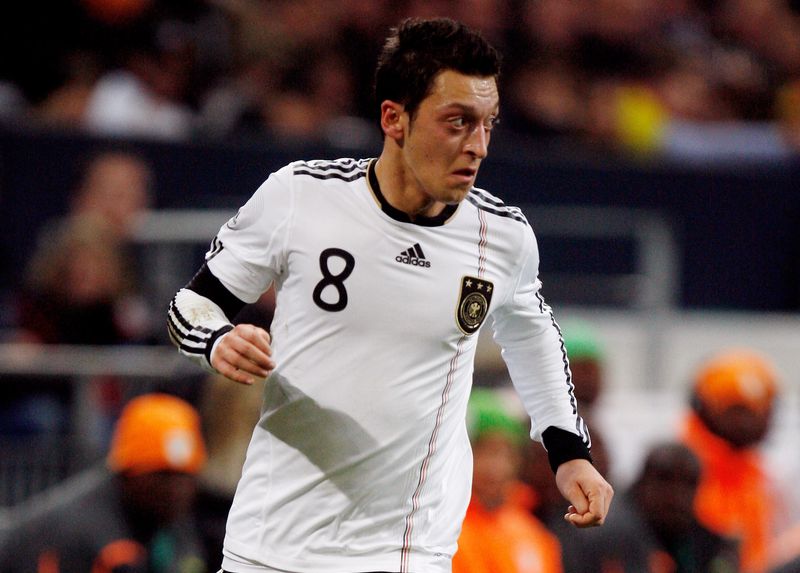 軽減されない！「背番号8→10への変更」が記憶に残る6名｜写真3