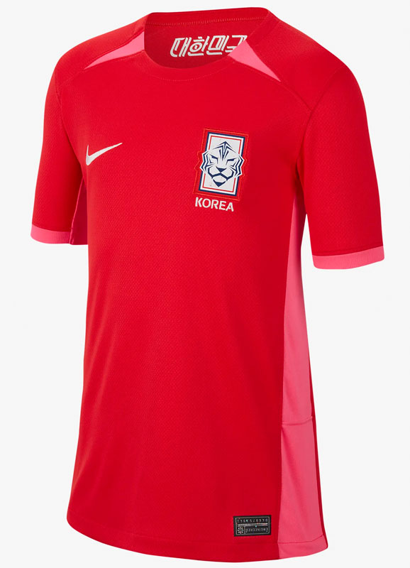 女子W杯！大会を美しく彩る「最高のユニフォーム」10着はこれだ｜写真11